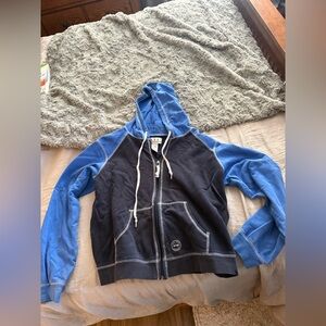 New York laundry boys zip up